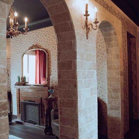 La Salle Des Sortileges Perpignan Exteriör bild